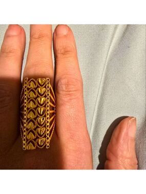 21kgp Dubai Jewelery - Gold Statement Ring